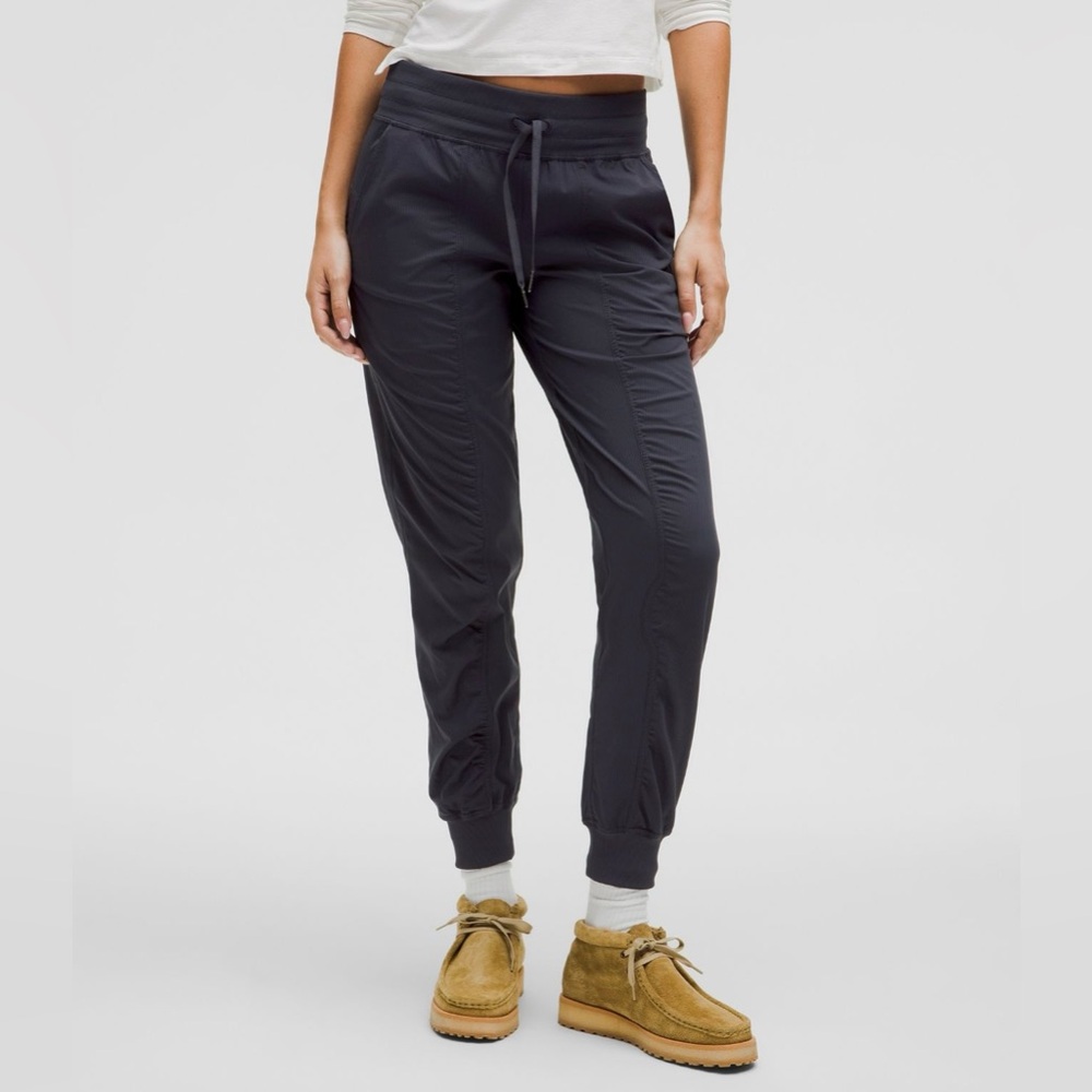 Lululemon Dance Studio Jogger - Black - Sz 6 - Full Length